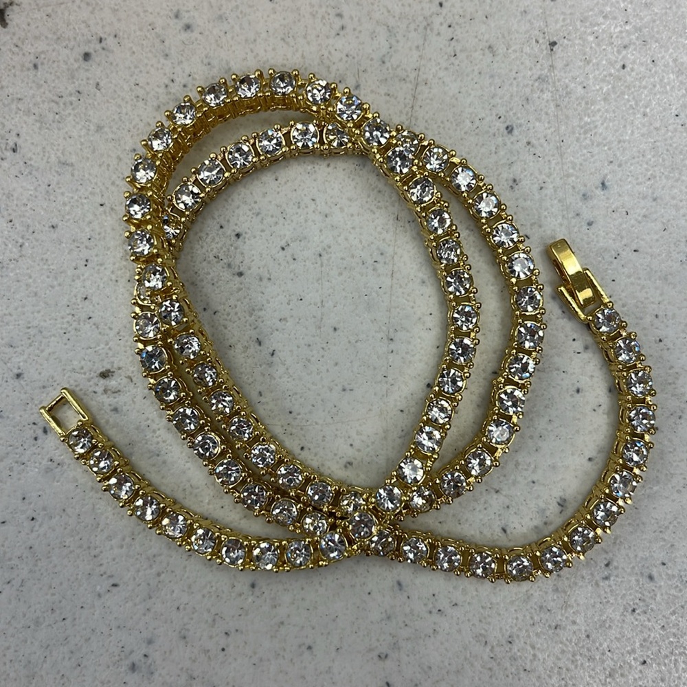 gold plated tennis necklace 18” - Picture 4 of 4